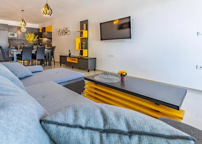 Cozy In Appartement Pula